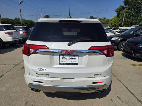 2017 GMC Acadia Denali