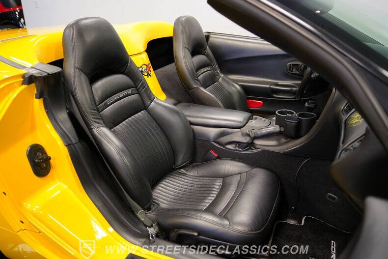 2004 Chevrolet Corvette
