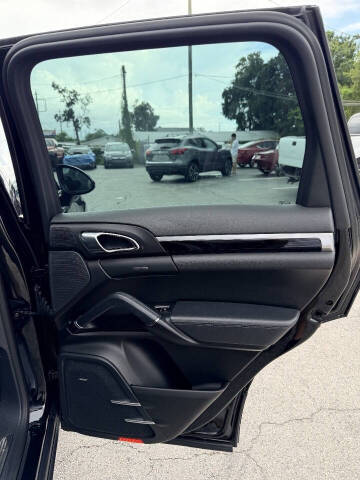2015 Porsche Cayenne S