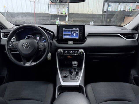 2021 Toyota RAV4 Hybrid LE