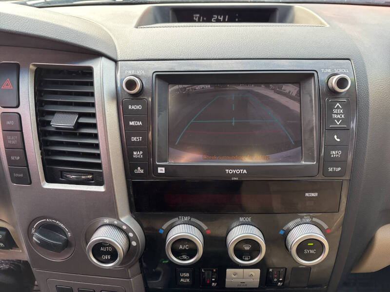 2013 Toyota Sequoia Platinum