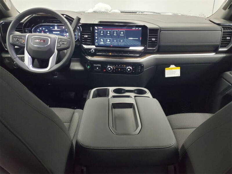 2026 GMC Sierra 1500 Elevation Standard