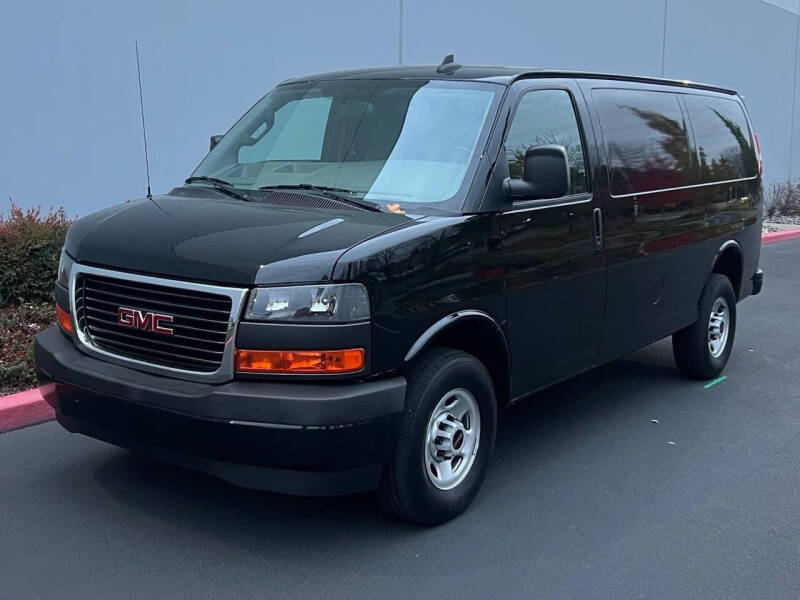 2023 GMC Savana 2500
