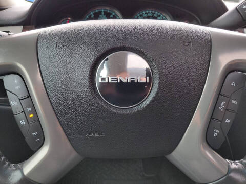 2011 GMC Yukon XL Denali