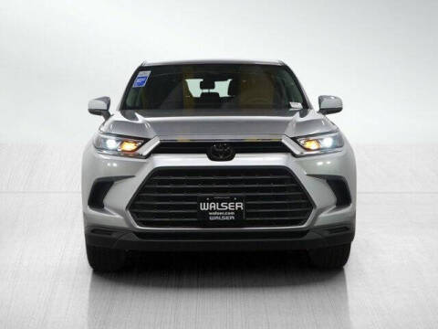 2025 Toyota Grand Highlander LE