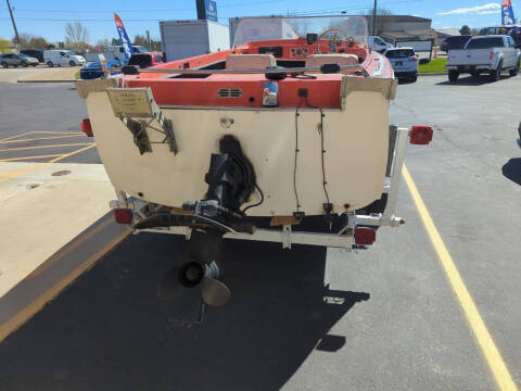 1965 WESTERNER 17 foot Runabout