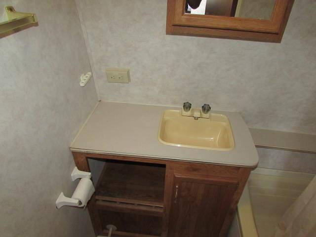 1998 Damon HORNET 31F