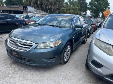 2010 Ford Taurus SEL