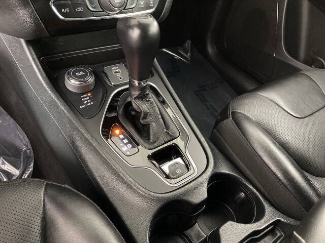 2023 Jeep Cherokee Altitude Lux