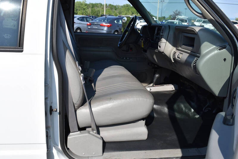 2000 Chevrolet C/K 3500 Series K3500 LS