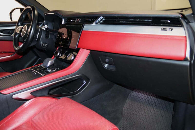 2021 Jaguar F-PACE P400 R-Dynamic S
