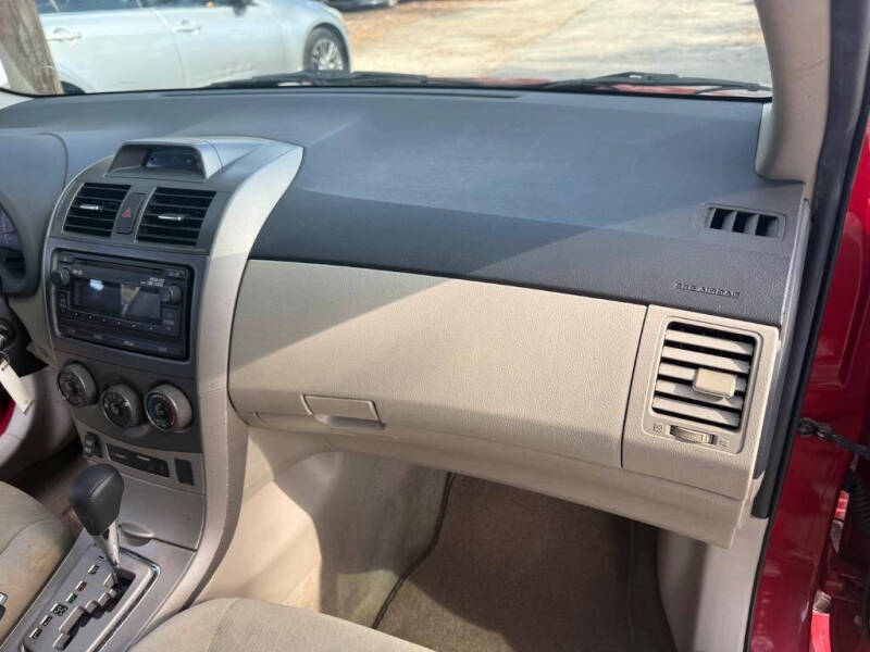 2012 Toyota Corolla LE