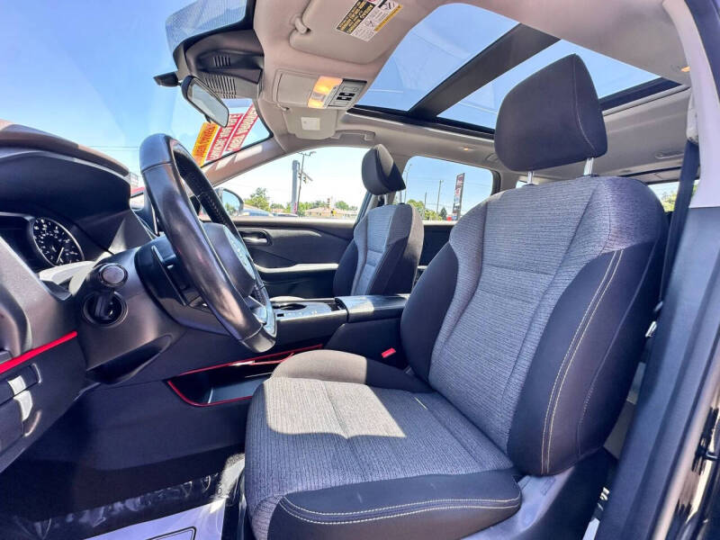 2021 Nissan Rogue SV