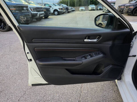 2021 Nissan Altima 2.5 SR