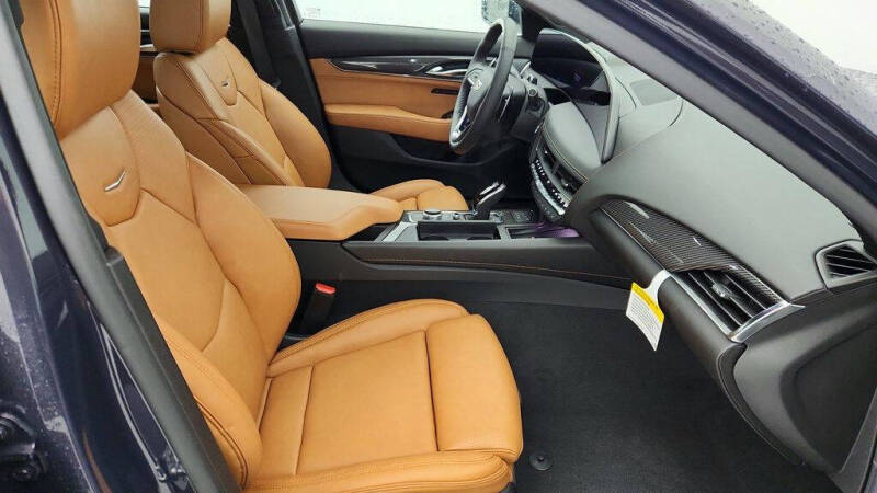 2025 Cadillac CT5 Premium Luxury