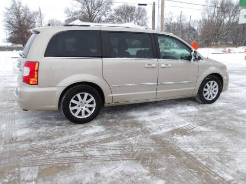 2013 Chrysler Town and Country Touring