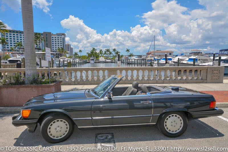 1987 Mercedes-Benz 560-Class 560 SL