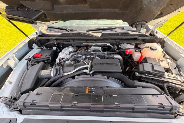 2025 Chevrolet Silverado 3500HD CC Work Truck