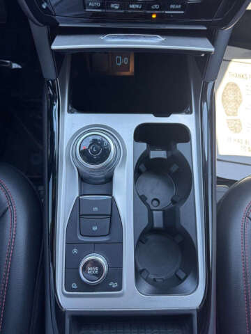 2024 Ford Explorer ST-Line