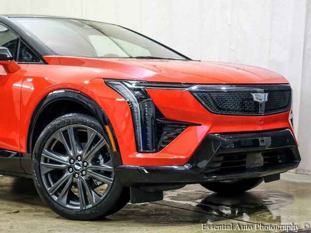 Used 2025 Cadillac OPTIQ Sport 2 with VIN 3GYK3GMR7SS220873 for sale in Tinley Park, IL