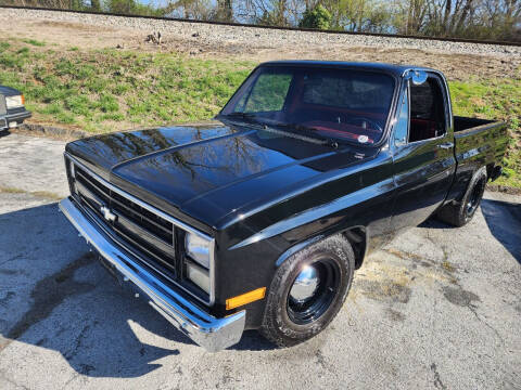 1986 Chevrolet C/K 10 Series for sale at RUMBLES in Bristol TN