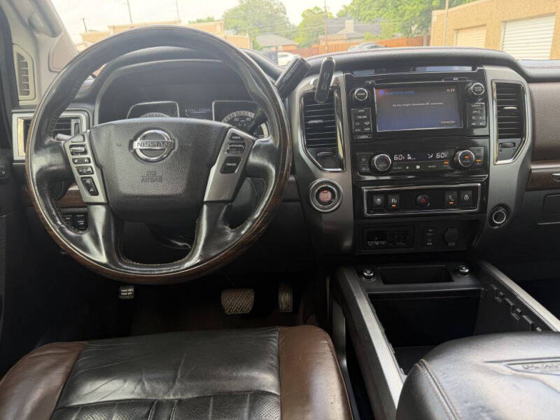 2017 Nissan Titan XD SL