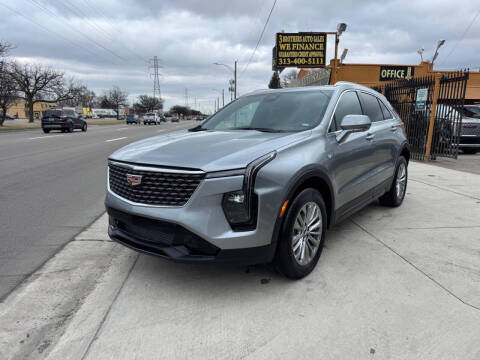 2025 Cadillac XT4 Premium Luxury