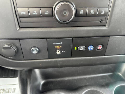 2017 Chevrolet Express LS 2500