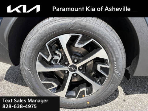 2025 Kia Sportage Hybrid EX