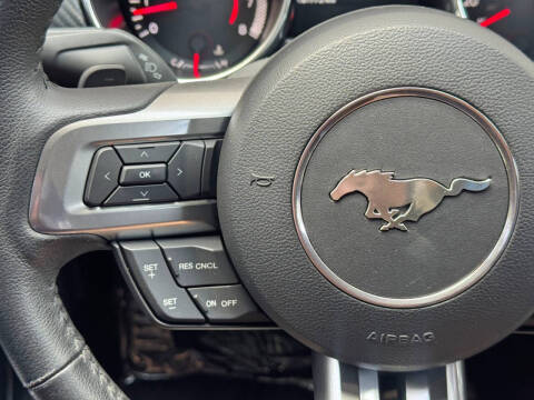 2015 Ford Mustang V6