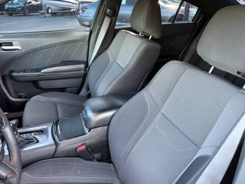 2019 Dodge Charger SXT