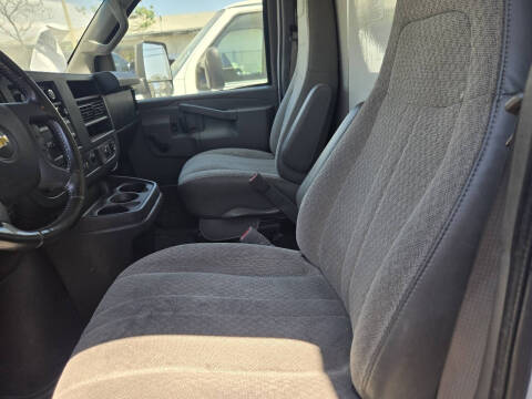 2020 Chevrolet Express 3500