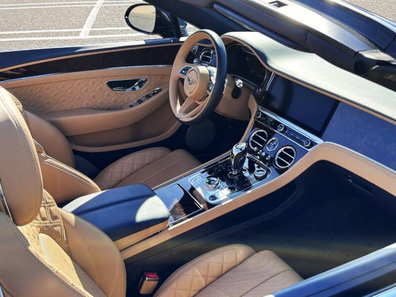 2021 Bentley Continental GTC V8