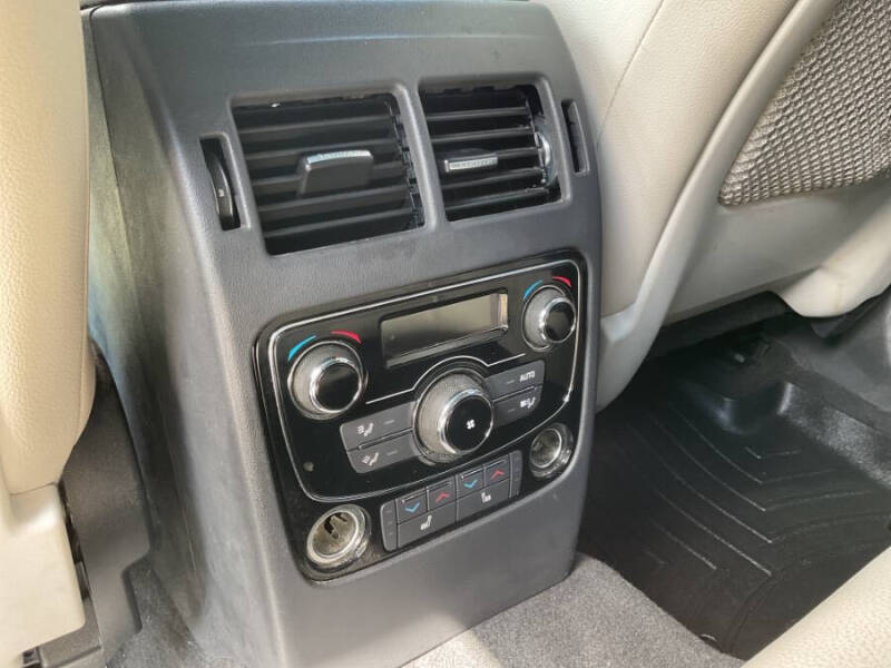 2019 Jaguar F-PACE S