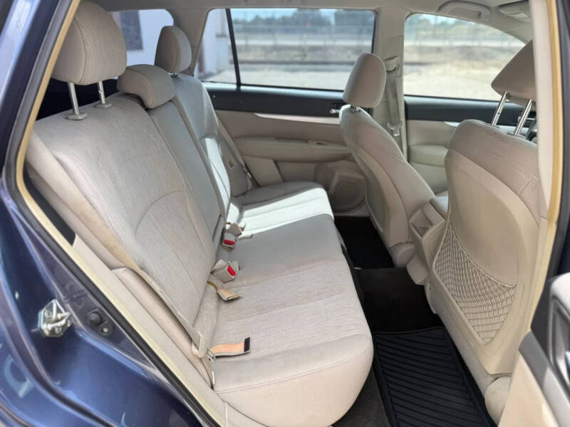 2014 Subaru Outback 2.5i