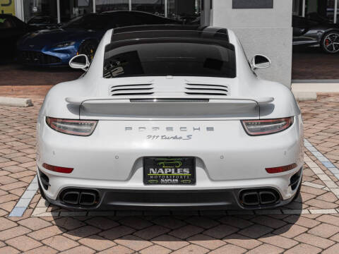 2015 Porsche 911 Turbo S