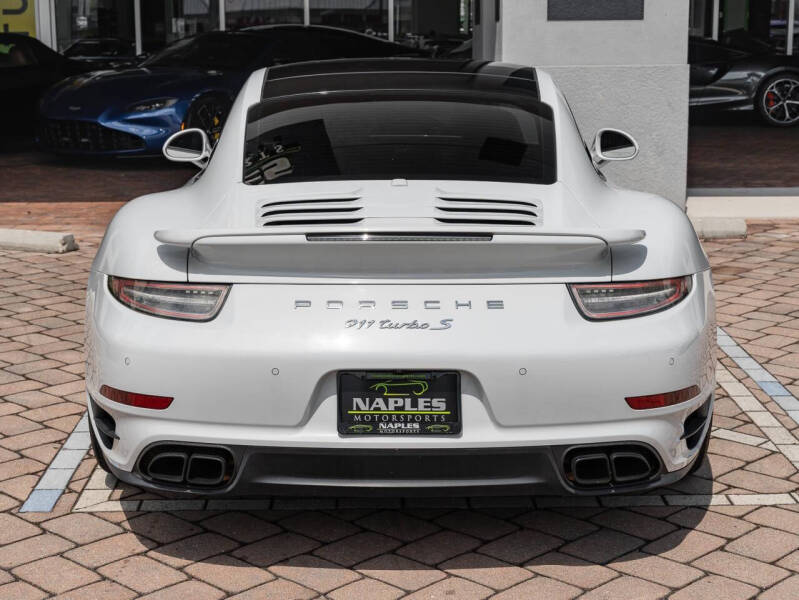 2015 Porsche 911 Turbo S