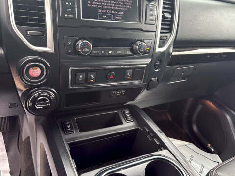 2019 Nissan Titan SL