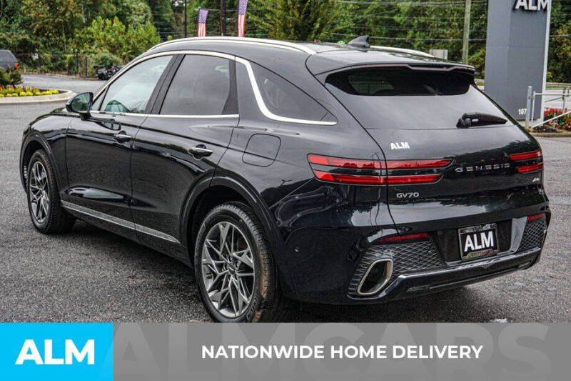 2022 Genesis GV70 2.5T Standard