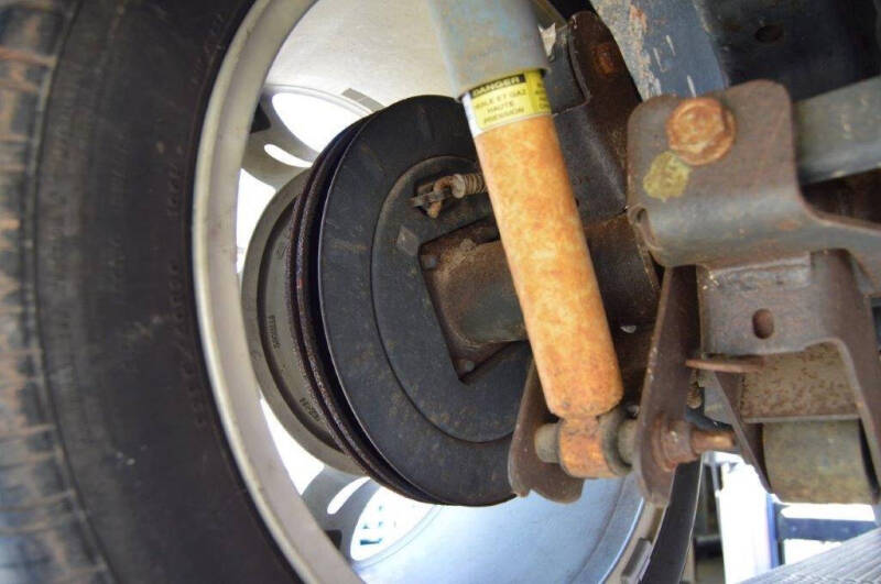 2004 Chevrolet SSR LS