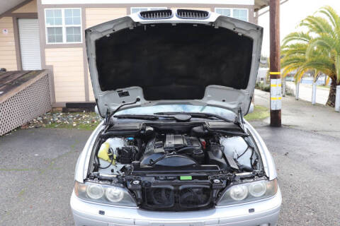 2002 BMW 5 Series 530i