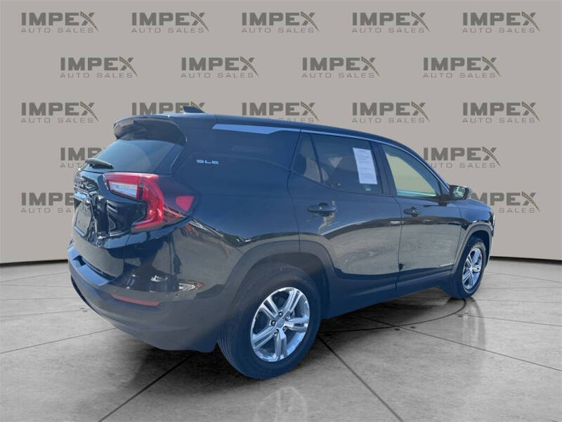 2024 GMC Terrain SLE