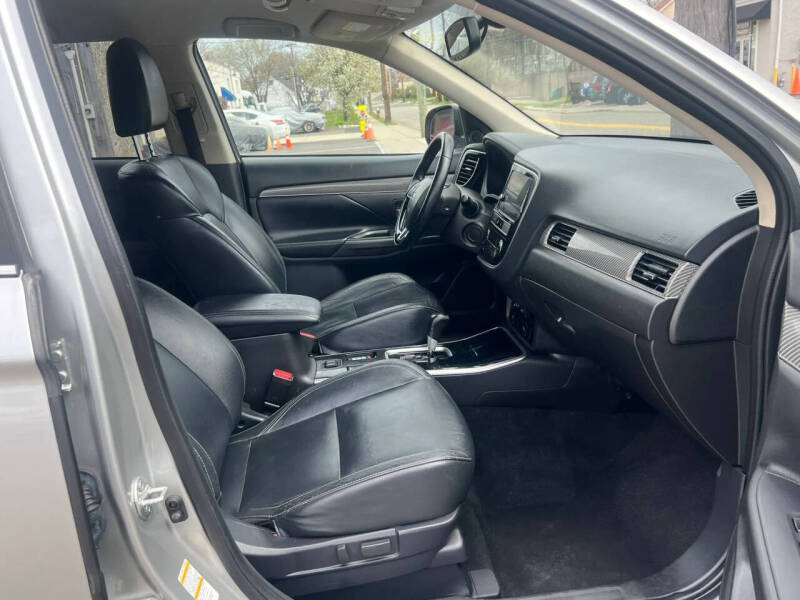 2019 Mitsubishi Outlander