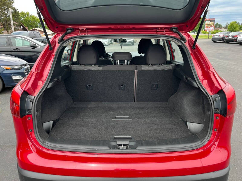 2017 Nissan Rogue Sport SV