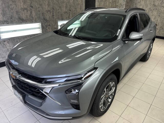 2025 Chevrolet Trax LT's photo