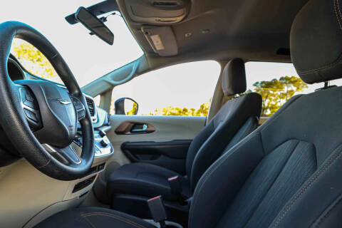 2019 Chrysler Pacifica L