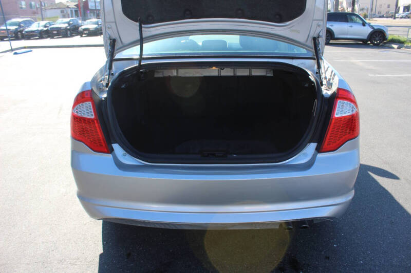 2012 Ford Fusion SE