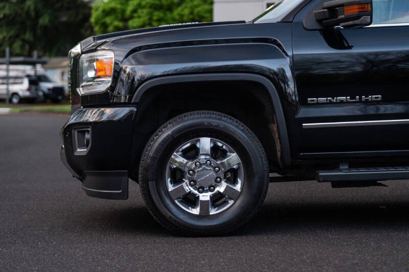 2016 GMC Sierra 3500HD Denali