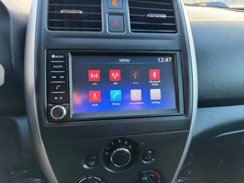 2019 Nissan Versa SV