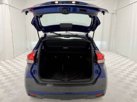 2020 Nissan Kicks SR